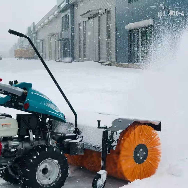 6.5马力小型扫雪机 皮带传送除雪机 畅达通多功能铲雪机 木箱包装 包邮