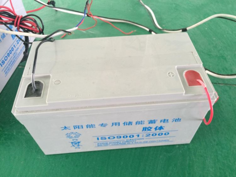 福建太阳能路灯电池12V150AH大容量引线款电池专用电瓶